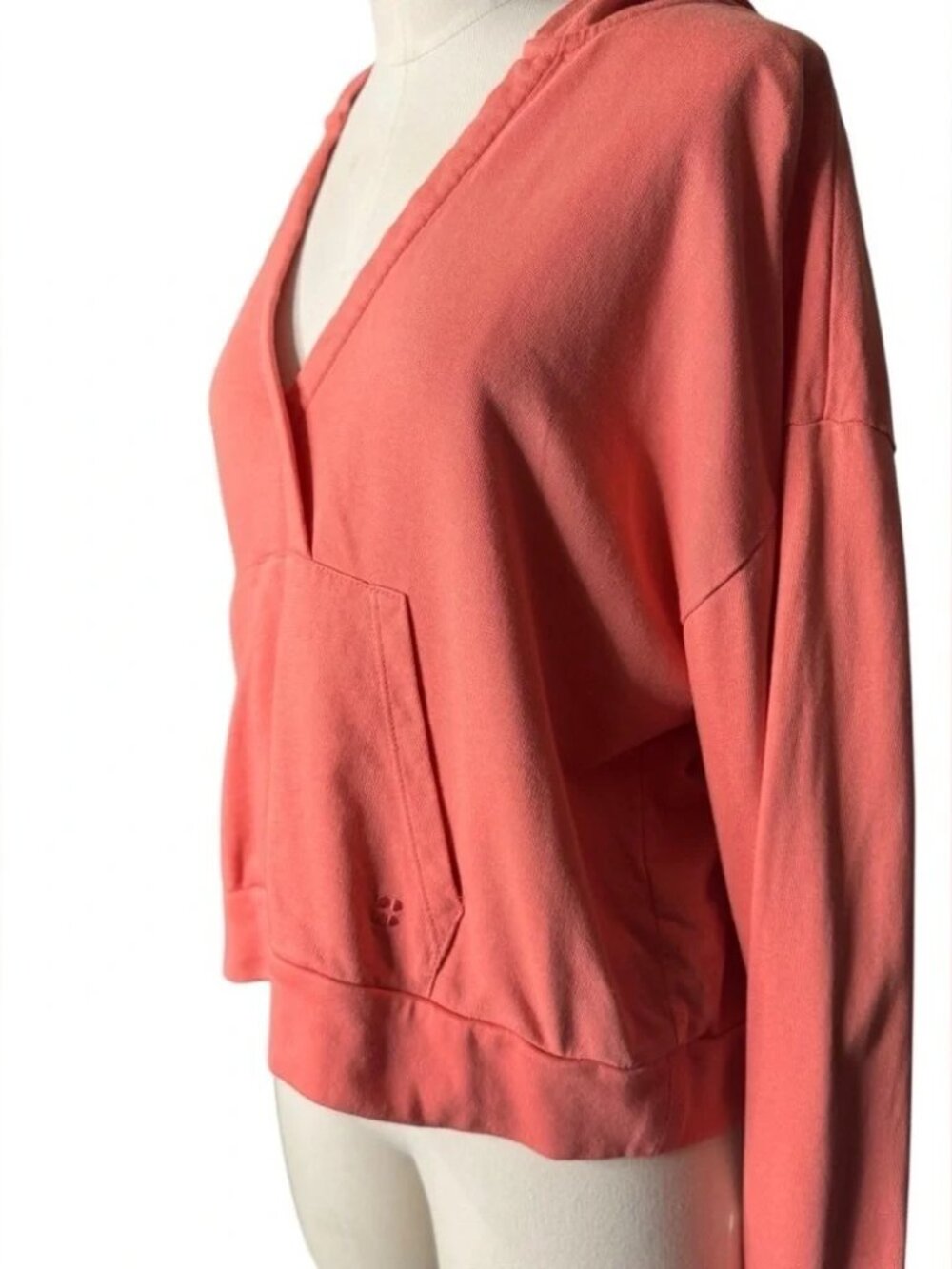 Sweaty Betty After Class Coral Cropped Hooded Lightweight Long Sleeve - Picture 6 of 6